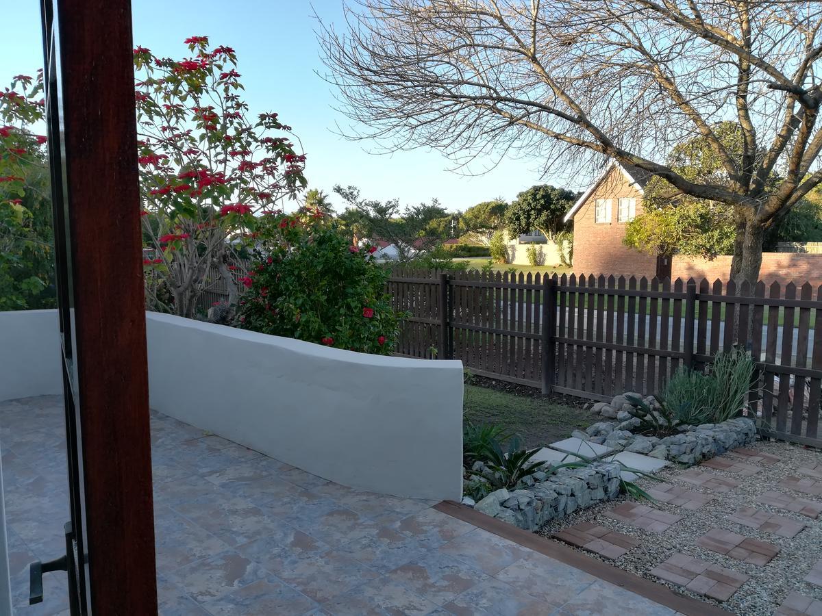 Longships Sanctuary Bed and Breakfast Plettenberg Bay Exteriör bild